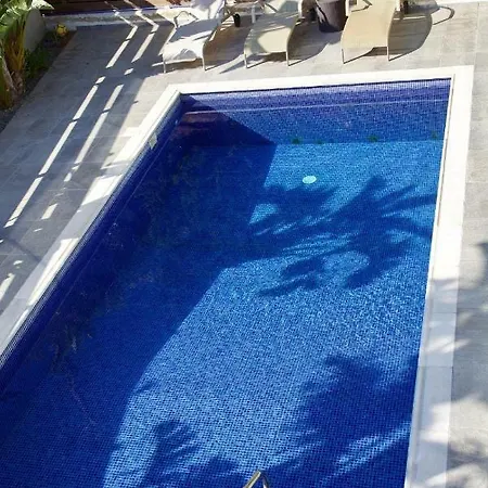 Paphos4u Coral Bay, 3br, Beach 500m, Heated Pool Optional, Central Heating Πέγεια