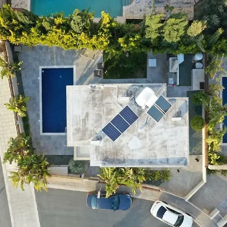 Βίλα Paphos4u Coral Bay, 3br, Beach 500m, Heated Pool Optional, Central Heating Πέγεια