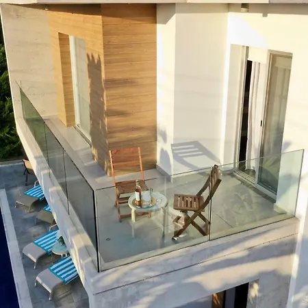 Paphos4u Coral Bay, 3br, Beach 500m, Heated Pool Optional, Central Heating Βίλα Πέγεια