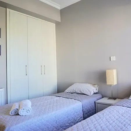 Paphos4u Coral Bay, 3br, Beach 500m, Heated Pool Optional, Central Heating *