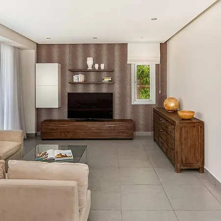 Paphos4u Coral Bay, 3br, Beach 500m, Heated Pool Optional, Central Heating Πέγεια